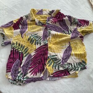 Vibrant Tropical Print Crop Top